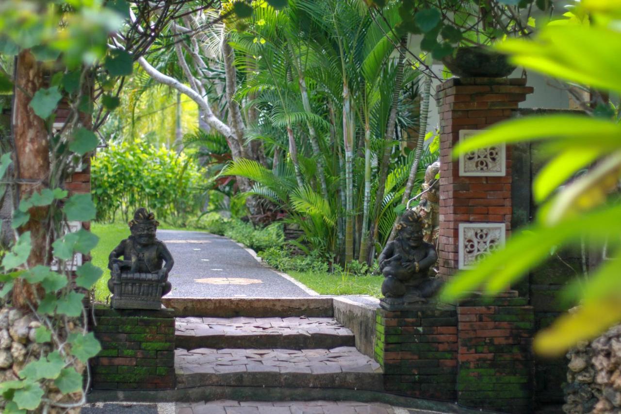 Medori Putih Homestay Uluwatu Exterior foto